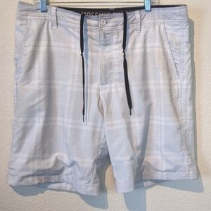 Mossimo | 36-38| XL hybrid swim shorts.
